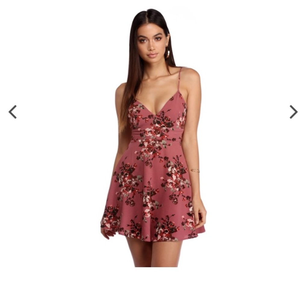 FINAL PRICE ‼️‼️ NWOT Floral dress